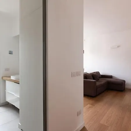 Youhosty - Ripamonti 194 * Milano
